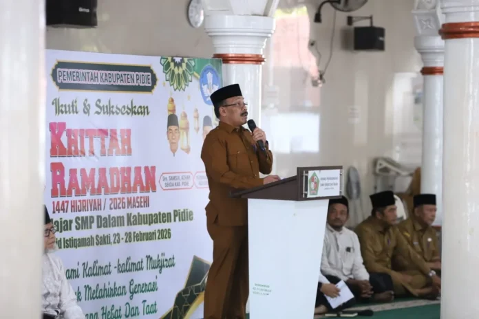 Bupati Sarjani menegaskan bahwa pemahaman agama harus ditanamkan sejak usia sekolah agar menjadi pondasi kuat dalam kehidupan dunia dan akhirat